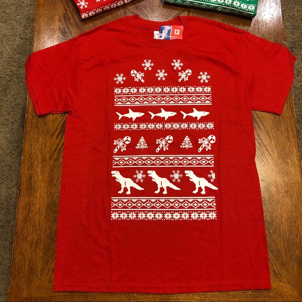 🌸2/$8 or 4/$15 Unisex Christmas tshirts new with tag